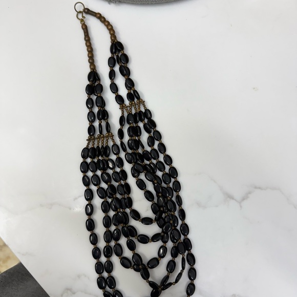 Elegant Black Beaded Necklace - Picture 1 of 1